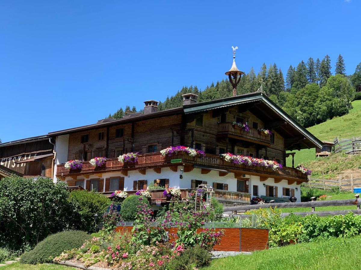 Ferienwohnung Reitstall Henntalhof Kitzbühel Exterior foto